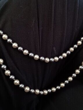 Classic RMN  Two-Tone Pearl Necklace - Silver and Gray